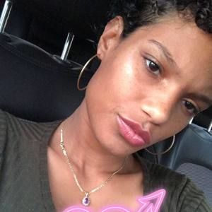 Meet your Posher, Imani